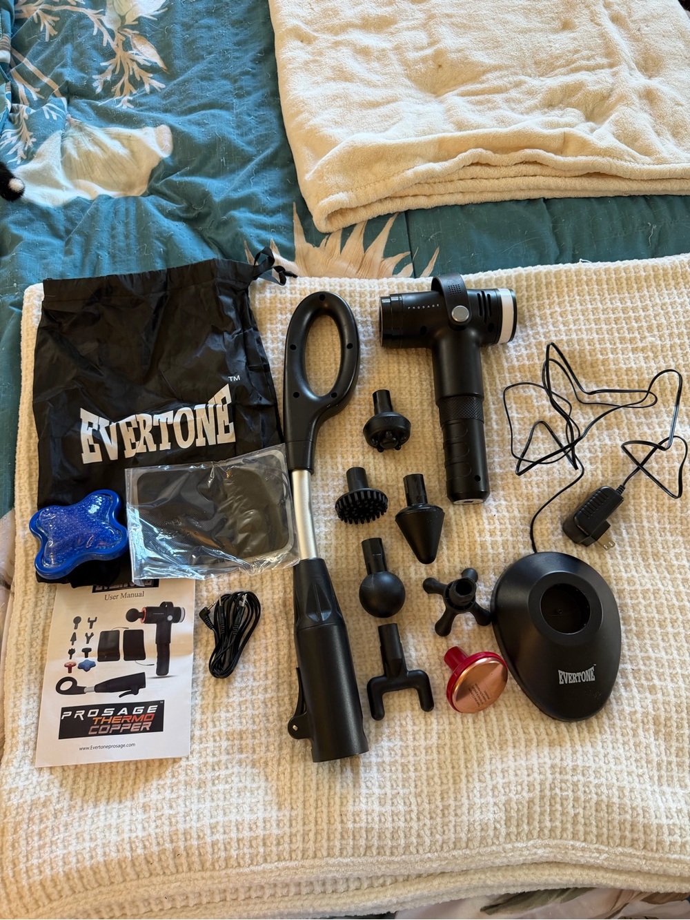 EVERTONE Black Percussion Massage Gun with Multiple Attachments